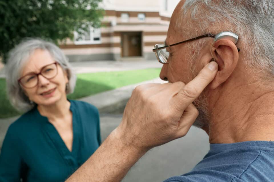 5 Tips for Selecting Hearing Aids